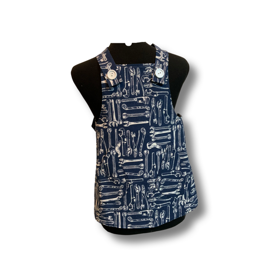 Apron, Childs Craft or Kitchen Apron is reversible.